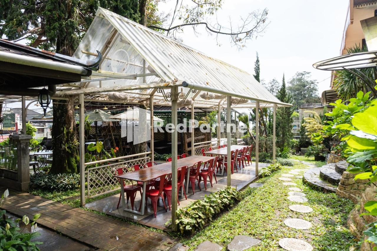 Javenir Hotel Tawangmangu Mitra Reddoorz Karanganyar  Exterior photo